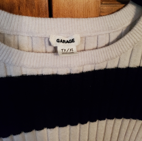 Garage Black & White Ribbed Top - Picture 4 of 5